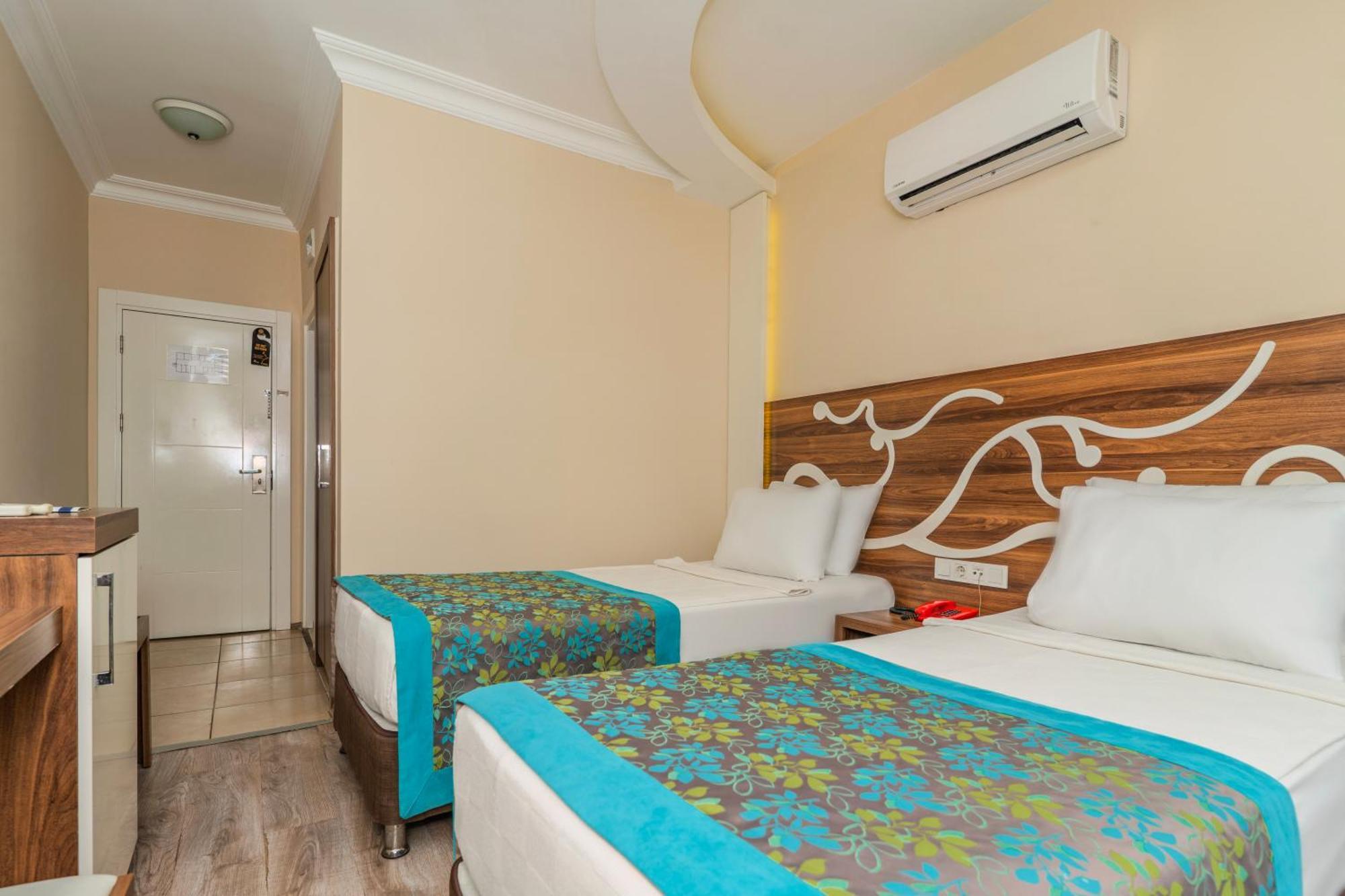 Kleopatra Blue Hawai Hotel อลันยา ภายนอก รูปภาพ